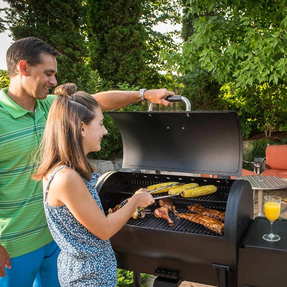 Broil King 494051 Crown Pellet 500 Smoker And Grill 5 Broil King 494051 Crown Pellet 500 Smoker And Grill - Image 3