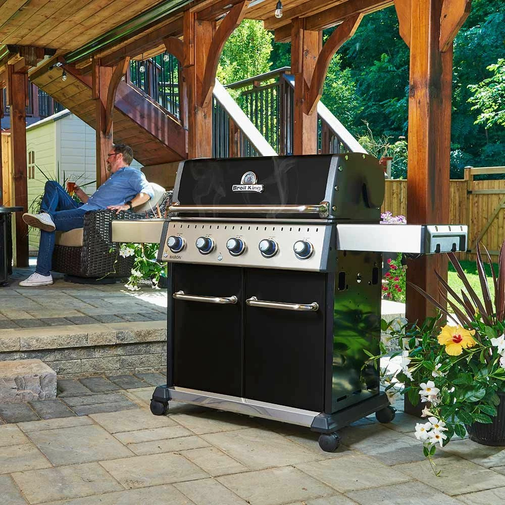 Broil King BR-520 Baron 520 Pro 5-Burner Gas Grill, 63-Inches 5 Broil King BR-520 Baron 520 Pro 5-Burner Gas Grill, 63-Inches - Image 3