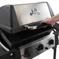 Broil King 952654 Porta-Chef 320 3-Burner Portable Grill, 24-Inches, Propane -KICKASS GRILLS Sales bk porta chef 320 f 07 22
