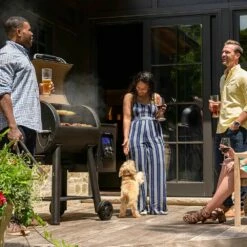 Broil King 495051 Regal Pellet 400 Smoker And Grill -KICKASS GRILLS Sales bk regalpellet400 ls c 06 20