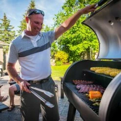 Broil King 496051 Regal Pellet 500 Smoker And Grill -KICKASS GRILLS Sales bk regalpellet500 ls b 06 20