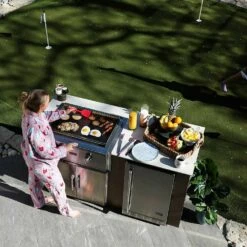 Coyote Stainless Steel Built-In Flat Top Gas Griddle, 30-Inch (C1FTG30) -KICKASS GRILLS Sales c1ftg30 ls b 01 22