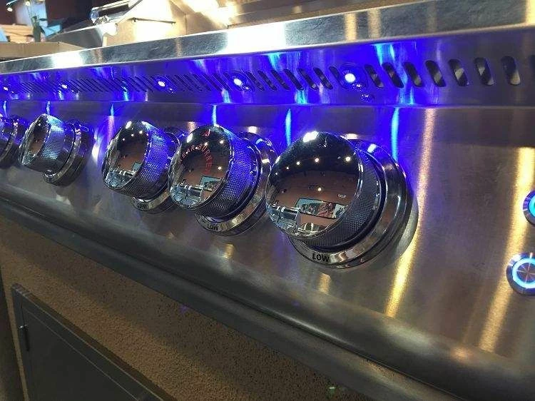 Summerset SIZPRO32-CART-SIZ32 Sizzler Pro Series Gas Grill On Deluxe Cart, 32-Inch 7 Summerset SIZPRO32-CART-SIZ32 Sizzler Pro Series Gas Grill On Deluxe Cart, 32-Inch - Image 5